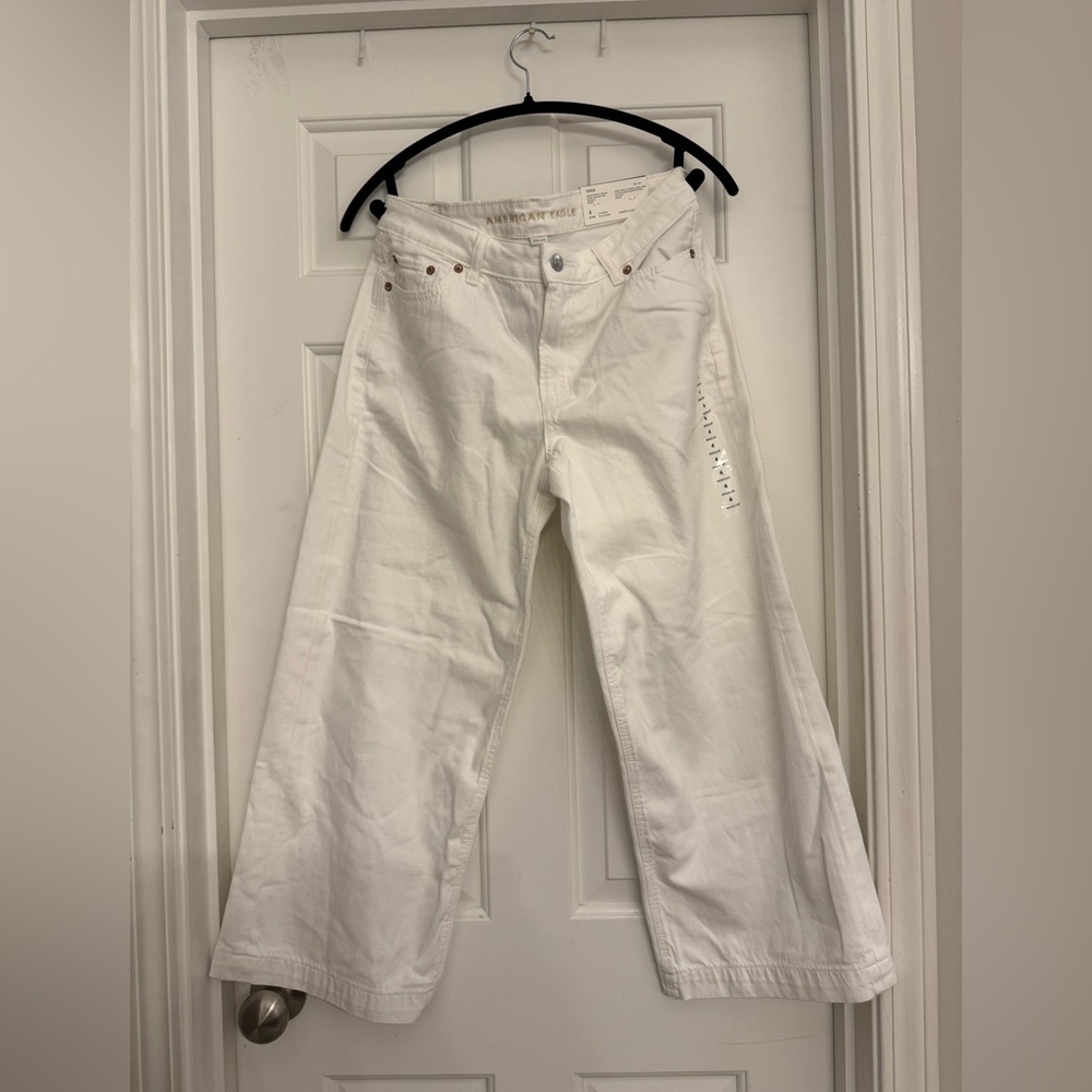 American Eagle Outfitters White Low-Ride Wide Leg Crop